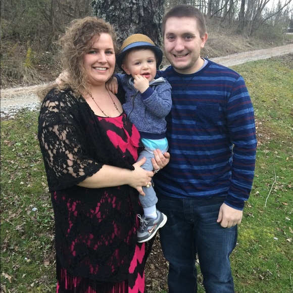 Meet your Posher, Savannah - Picture 1 of 2